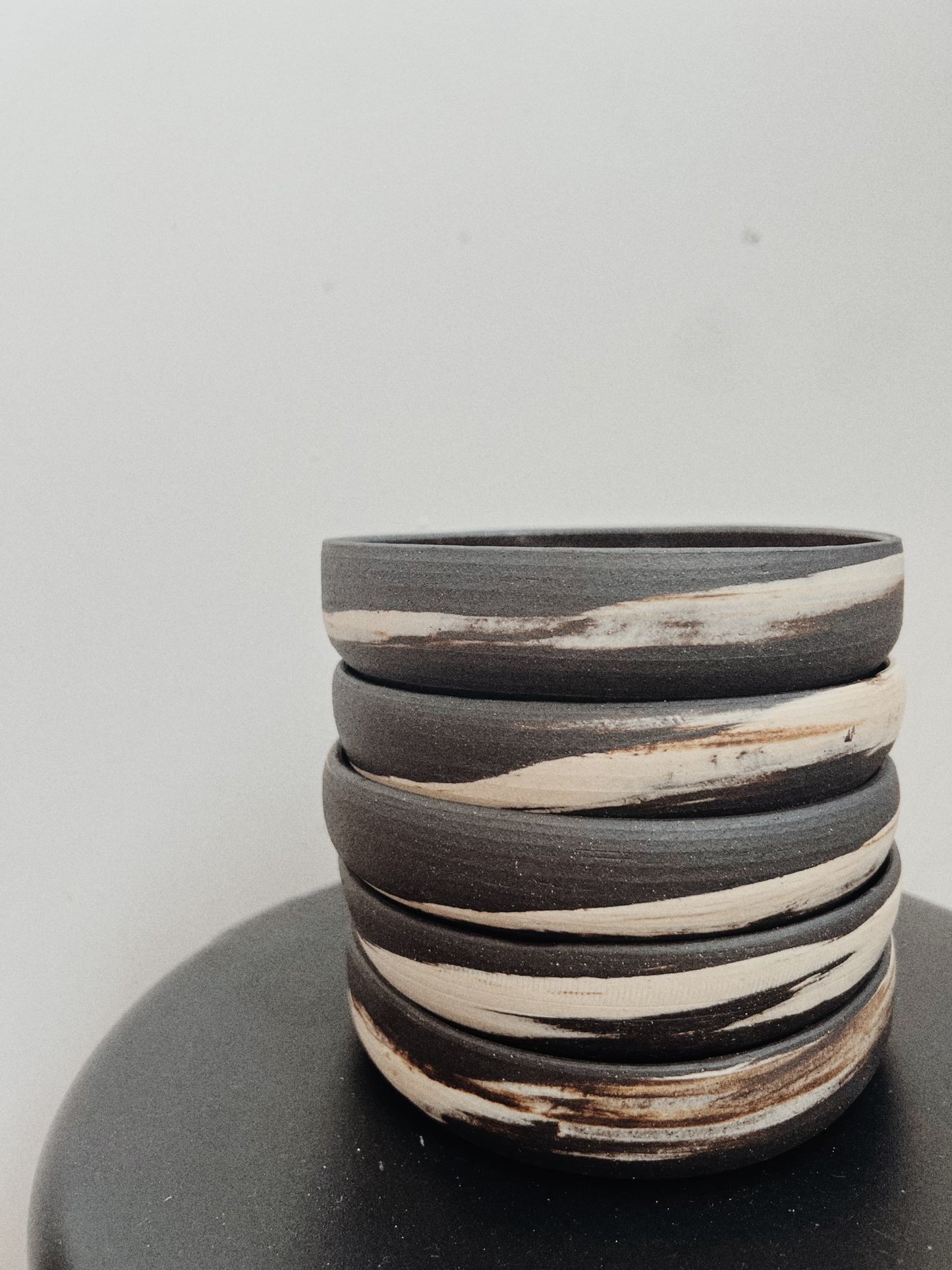 Black and White Swirl Blate