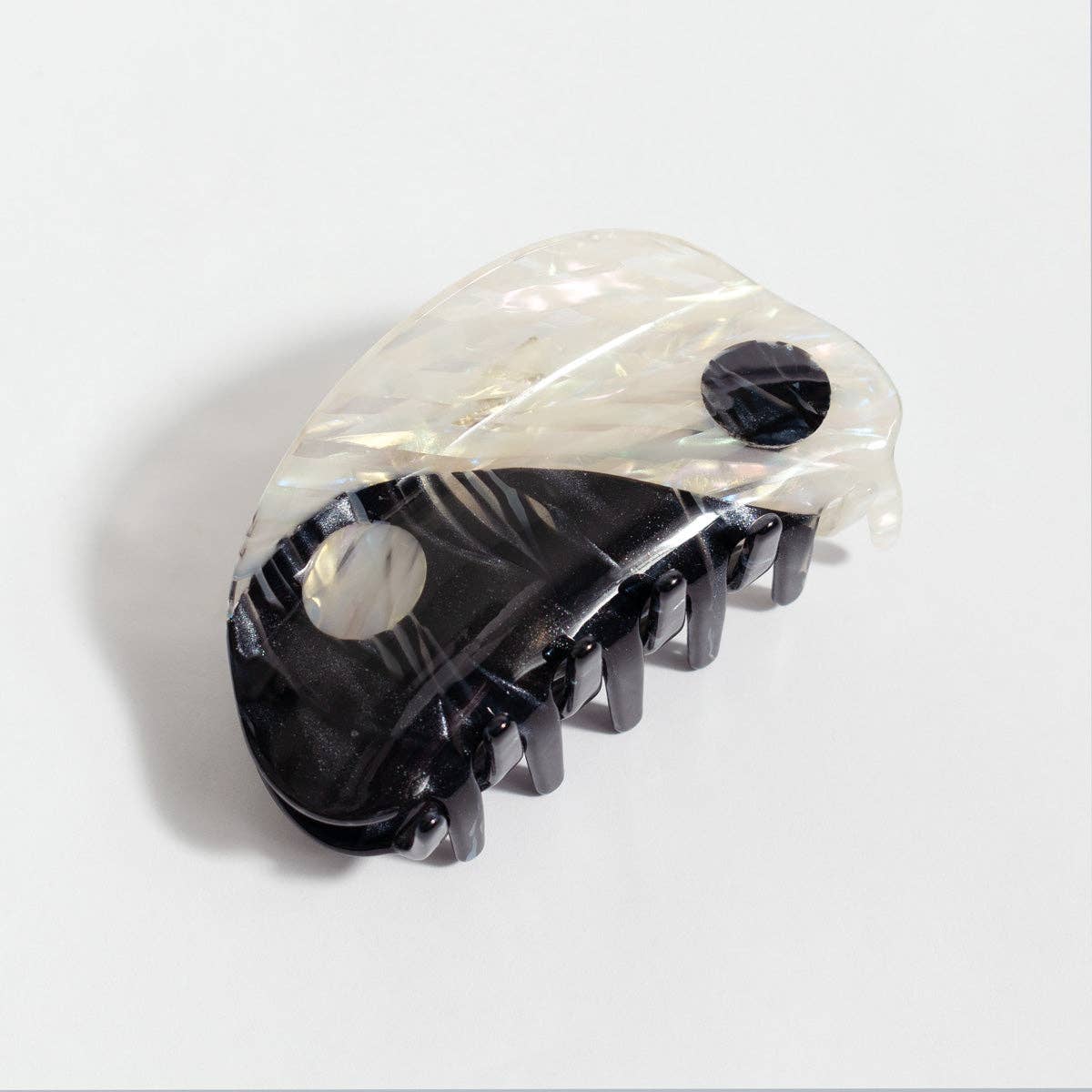 Large Yin-Yang Hair Claw