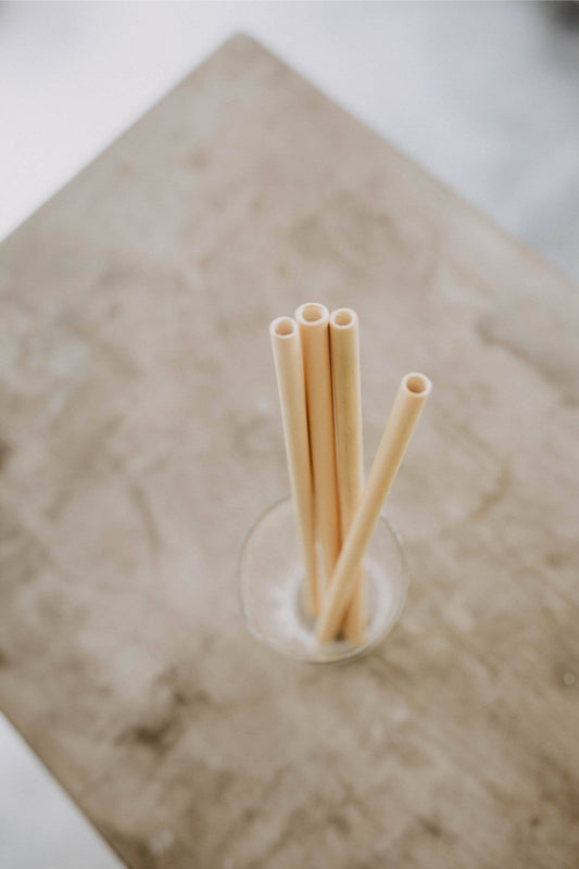 Sustainable Bamboo Straws With Cleaner