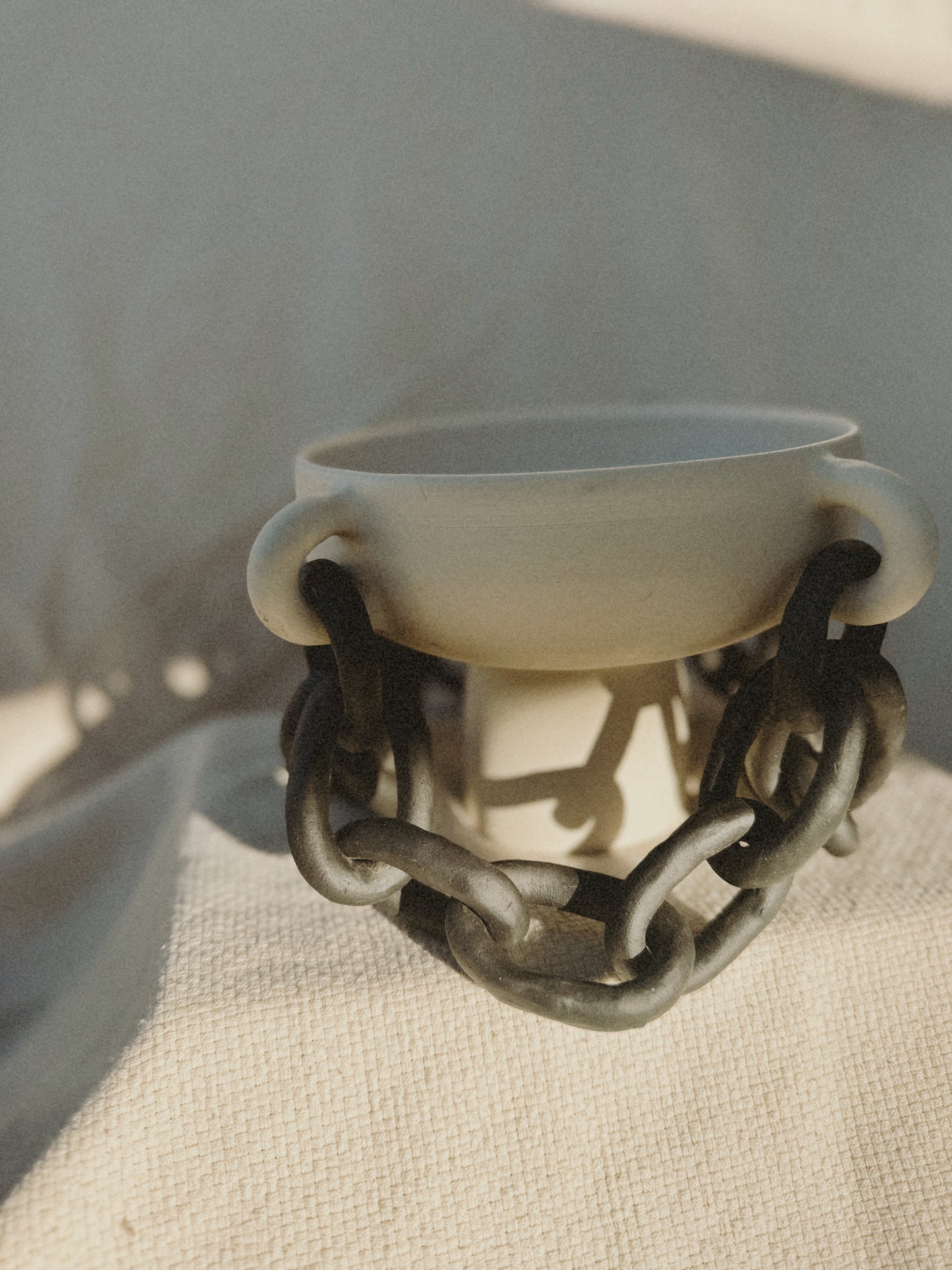 B&W Chain Fruit Bowl